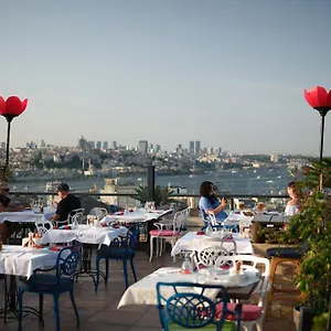 3* فندق ريموند بلو